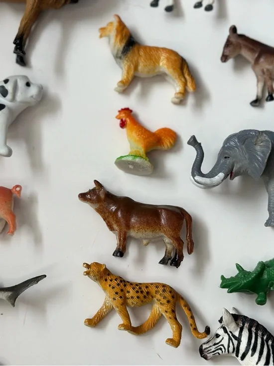 LOT of 21 Miniature Dinosaurs Birds Farm & Wild Animals dog Cow Deer Horse Cheap - Picture 3 of 5